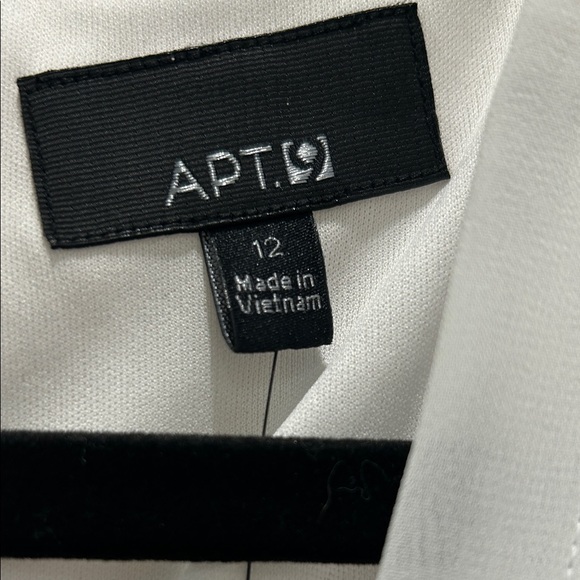 Apt. 9 ~ Blue and White Pleated Dress - Picture 2 of 4